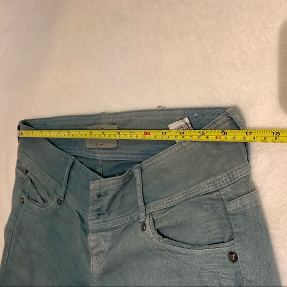 Vintage Wash Green Jeans from Bershka - Picture 8 of 9